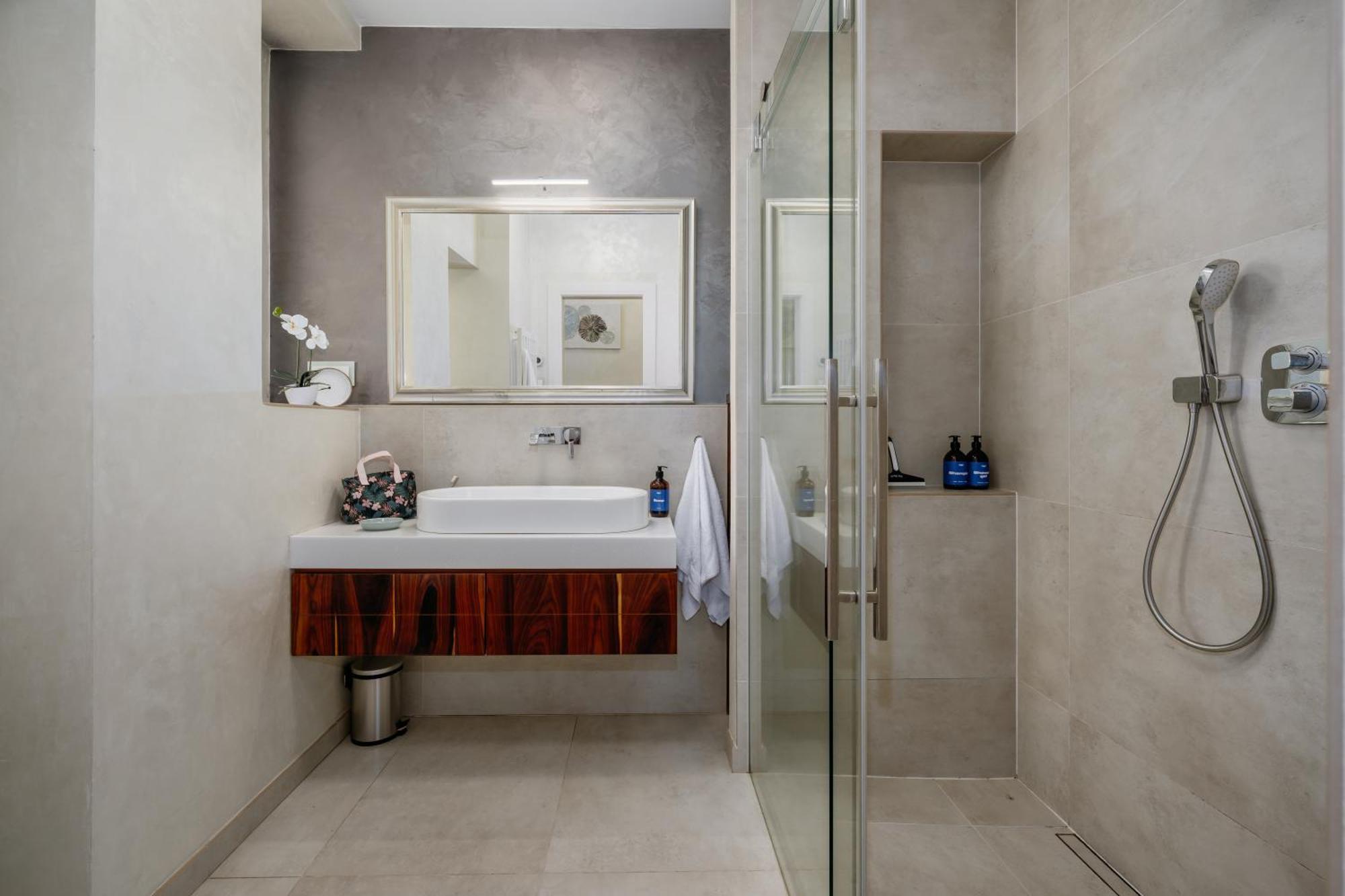 Days - Luxurious In A Quiet Area Apartment Prag